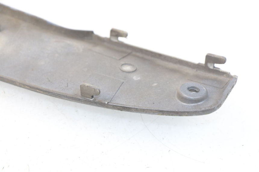 photo de UNTERBODEN HINTEN RECHTS KYMCO LIKE 4T 50 (2009 - 2018) - Technische Nahaufnahme