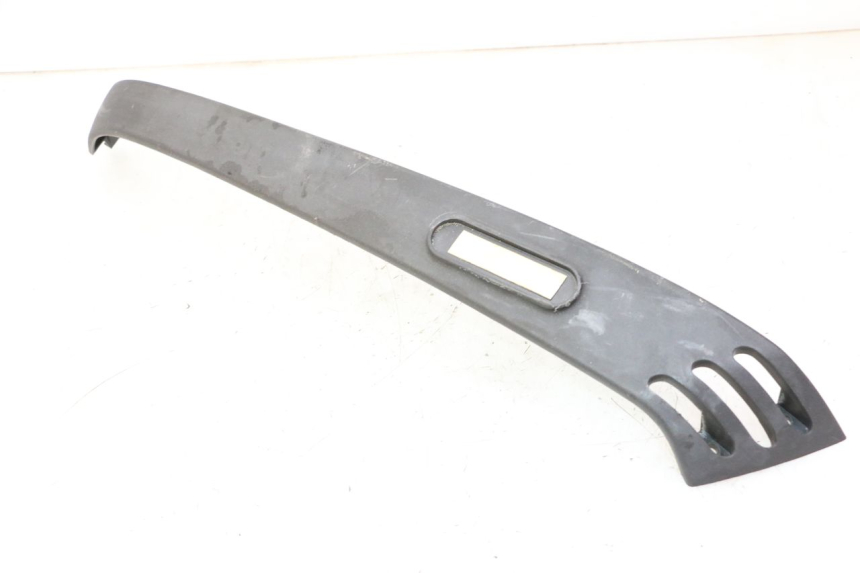 photo de UNTERBODEN HINTEN RECHTS PIAGGIO LXV 4T 50 (2009 - 2013) - Details der Befestigungspunkte