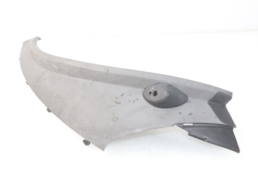 photo de UNTERBODEN HINTEN RECHTS PIAGGIO MP3 LT 400 (2007 - 2012) - Detailansicht des Bauteils