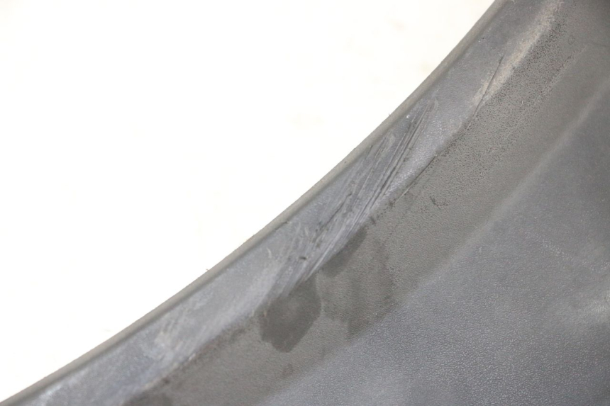 photo de UNTERBODEN HINTEN RECHTS PIAGGIO MP3 LT 300 (2010 - 2016) - Zoom auf Gebrauchszustand