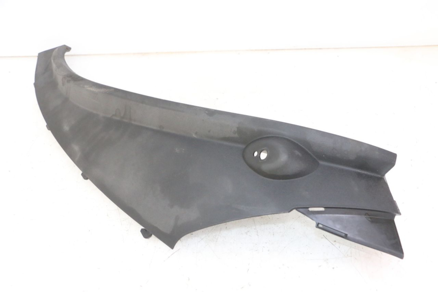 photo de UNTERBODEN HINTEN RECHTS PIAGGIO MP3 LT 300 (2010 - 2016) - Details der Befestigungspunkte