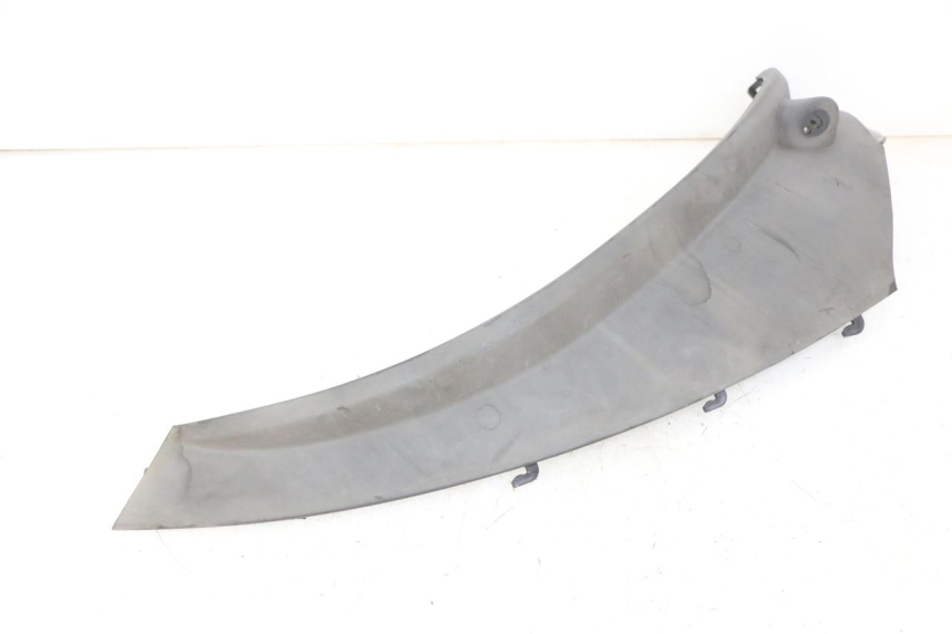 photo de UNTERBODEN HINTEN RECHTS PIAGGIO MP3 LT 300 (2010 - 2016) - Details der Befestigungspunkte