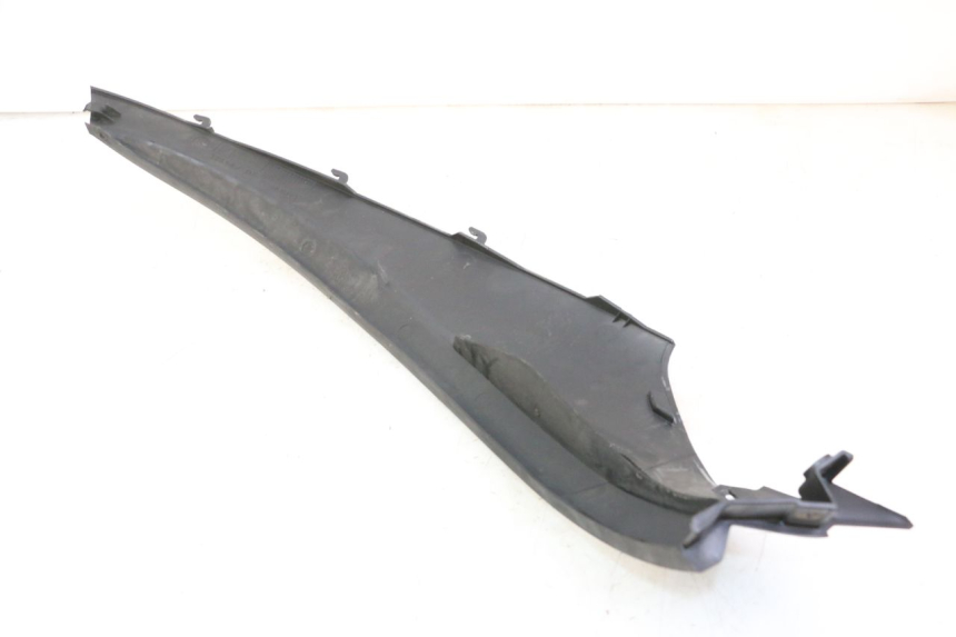 photo de UNTERBODEN HINTEN RECHTS PIAGGIO MP3 RL 250 (2006 - 2010) - Alternative Perspektive