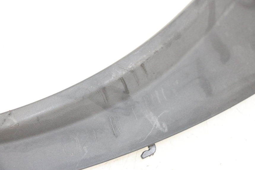 photo de UNTERBODEN HINTEN RECHTS PIAGGIO MP3 RL 250 (2006 - 2010) - Geprüftes Gebrauchtteil