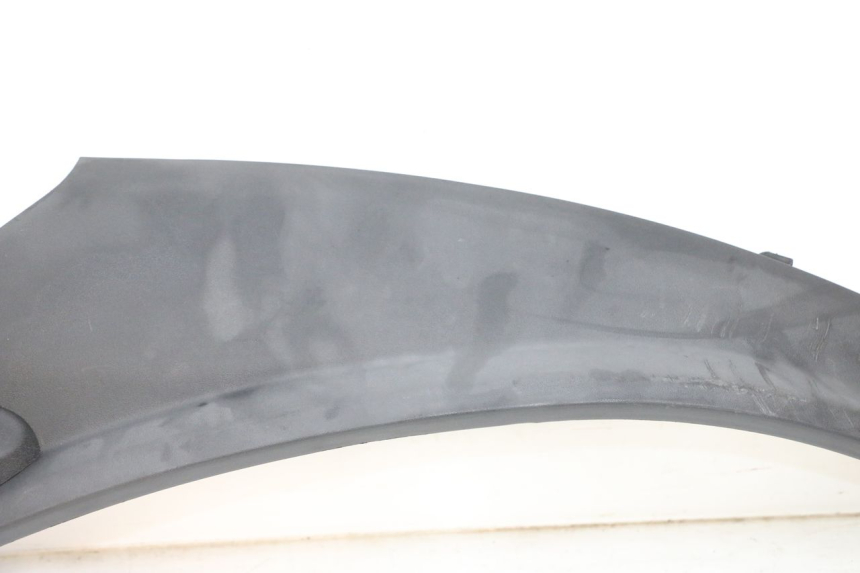 photo de UNTERBODEN HINTEN RECHTS PIAGGIO MP3 RL 250 (2006 - 2010) - Kennzeichnungen und Originalreferenzen