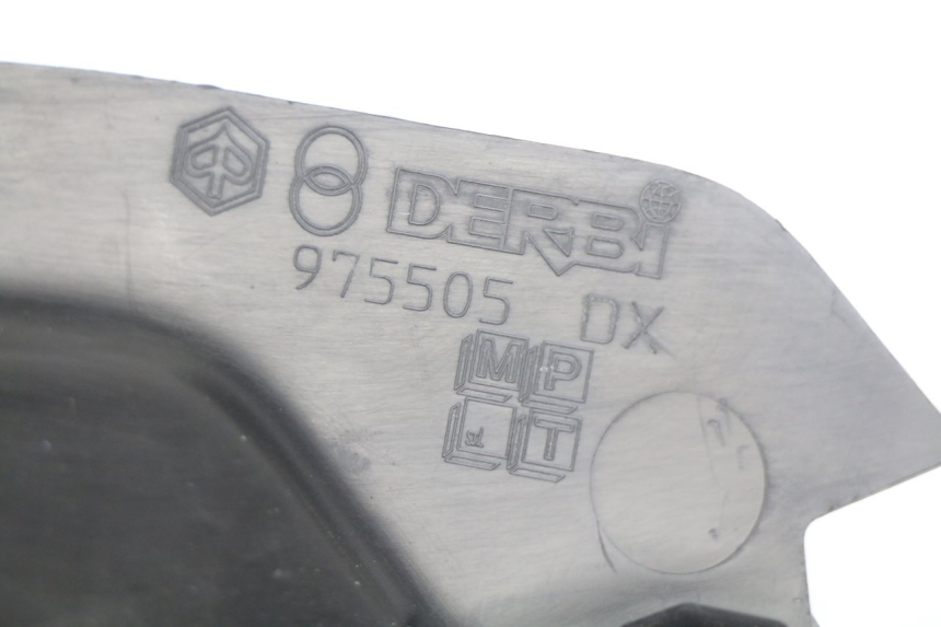 photo de RECHTER HINTERER SEITENSCHWELLER GILERA NEXUS 125 (2009 - 2013) - Detailansicht des Bauteils