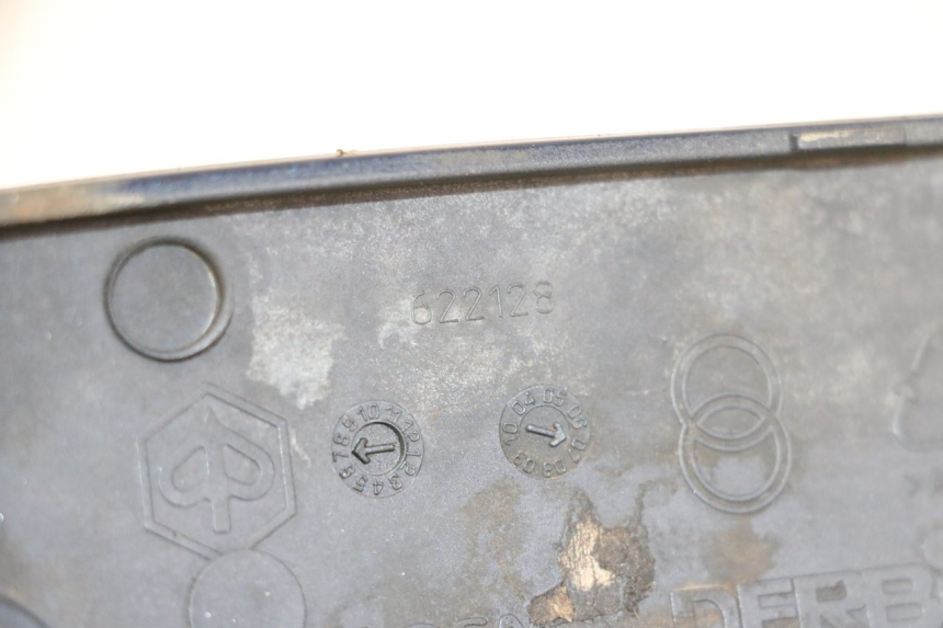 photo de UNTERBODEN HINTEN RECHTS PIAGGIO VESPA LX 150 (2005 - 2013) - Detailansicht des Bauteils