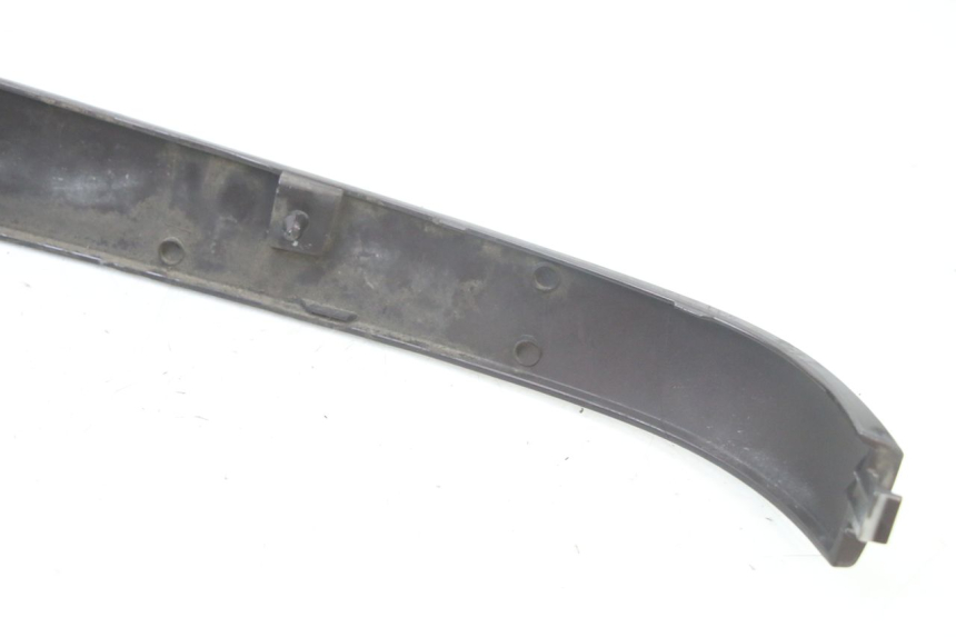 photo de UNTERBODEN HINTEN RECHTS PIAGGIO VESPA LX IE 125 (2010 - 2012) - Kennzeichnungen und Originalreferenzen