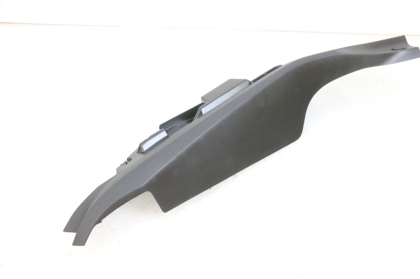 photo de UNTERBODEN HINTEN RECHTS YAMAHA TRICITY 300 (2020 - 2024) - Technische Nahaufnahme