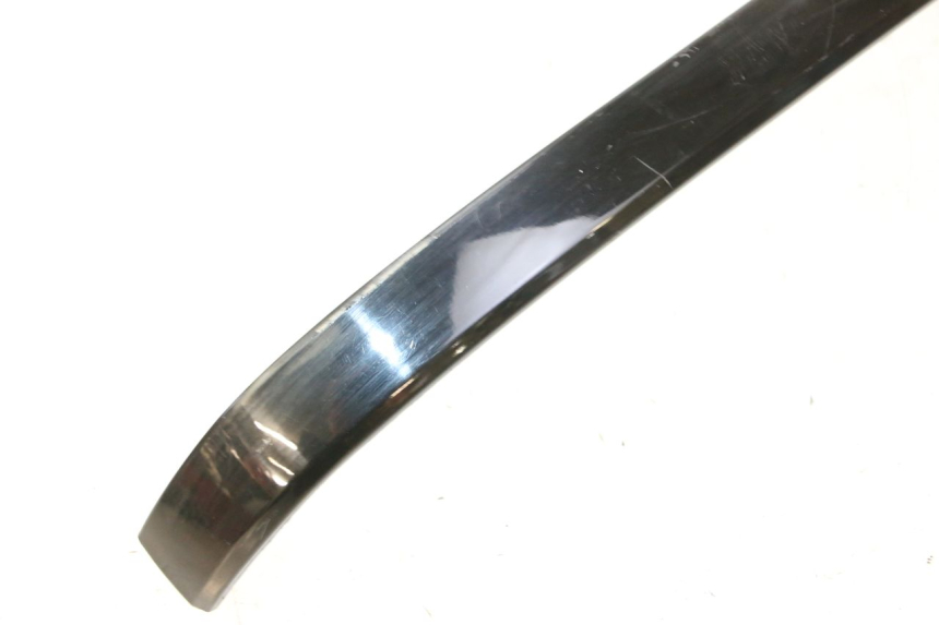 photo de RECHTER HINTERER SEITENSCHWELLER PIAGGIO VESPA S 2T 50 (2007 - 2014) - Detailansicht des Bauteils