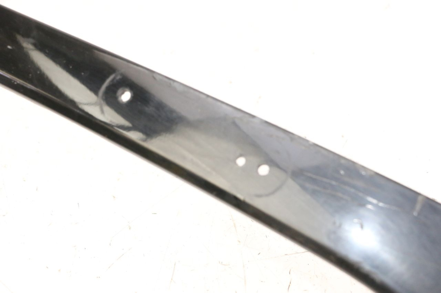 photo de RECHTER HINTERER SEITENSCHWELLER PIAGGIO VESPA S 2T 50 (2007 - 2014) - Zoom auf Gebrauchszustand