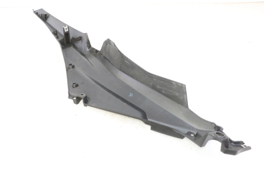 photo de UNTERBODEN HINTEN RECHTS YAMAHA XMAX X-MAX 125 (2021 - 2025) - Alternative Perspektive