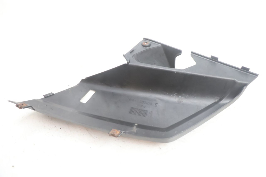 photo de UNTERBODEN HINTEN RECHTS YAMAHA XMAX X-MAX 125 (2006 - 2009) - Details der Befestigungspunkte
