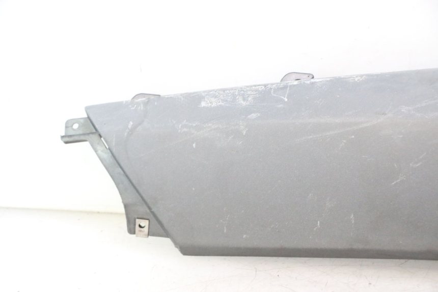 photo de UNTERBODEN HINTEN RECHTS PIAGGIO X9 AMALFI 180 (2000 - 2003) - Detailansicht des Bauteils