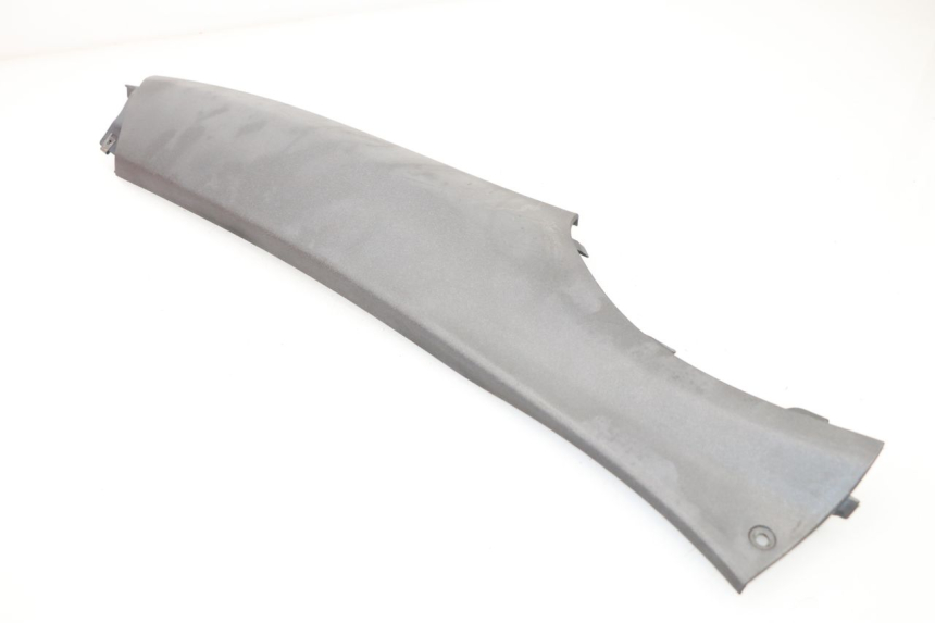 photo de UNTERBODEN HINTEN RECHTS PIAGGIO X9 EVOLUTION 250 (2003 - 2007) - Zoom auf Gebrauchszustand