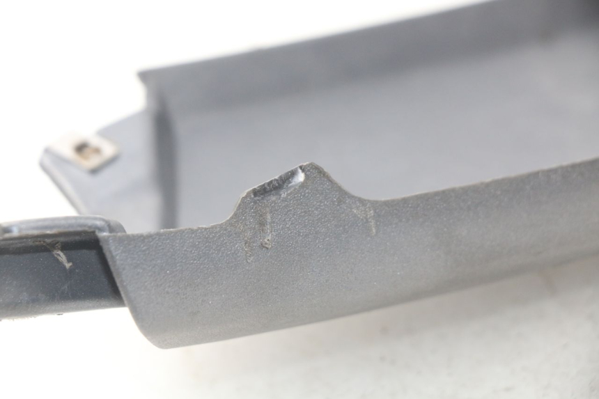 photo de RECHTER HINTERER SEITENSCHWELLER PIAGGIO X9 125 (2000 - 2003) - Technische Nahaufnahme