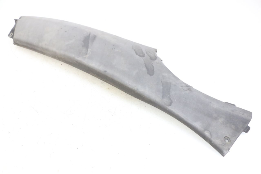 photo de RECHTER HINTERER SEITENSCHWELLER PIAGGIO X9 125 (2000 - 2003) - Zoom auf Gebrauchszustand