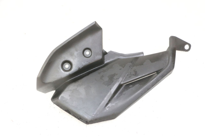 photo de UNTERBODEN HINTEN RECHTS YAMAHA YP X-MAX XMAX 400 (2014 - 2017) - Technische Nahaufnahme