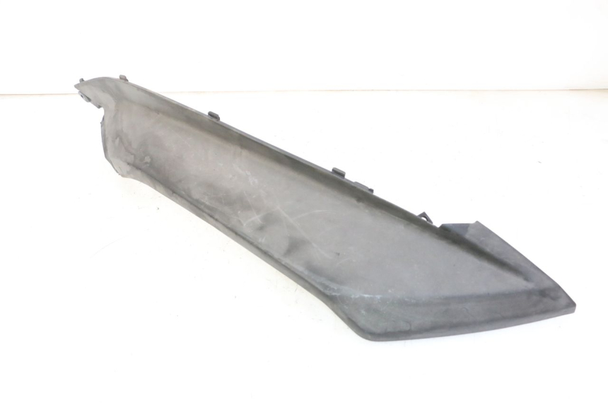 photo de UNTERBODEN HINTEN LINKS QUADRO 4 4D 350 (2015 - 2018) - Oberflächenzustand und Material