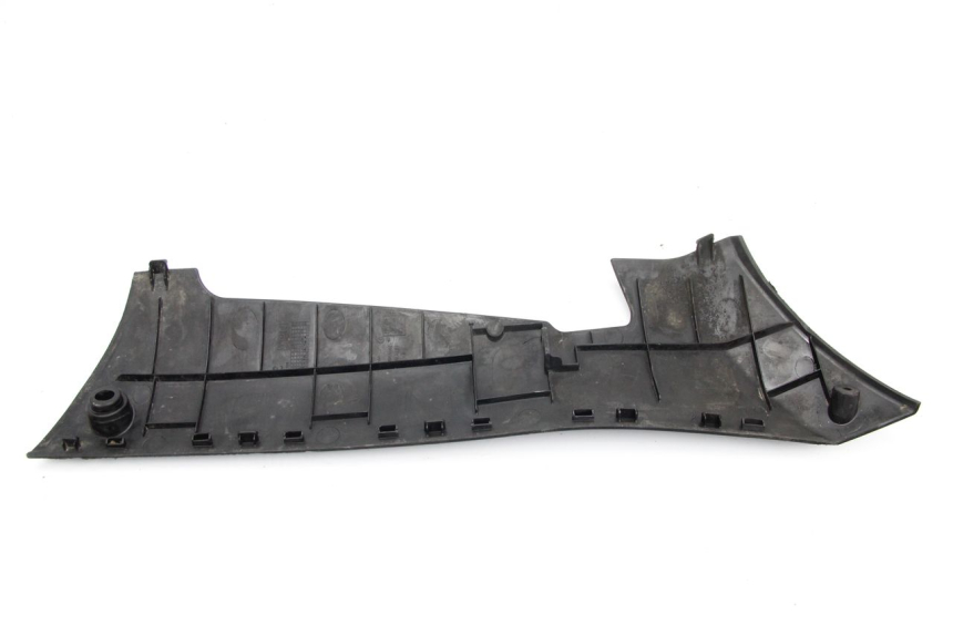 photo de UNTERBODEN HINTEN LINKS PEUGEOT KISBEE 4T 50 (2010 - 2017) - Detailansicht des Bauteils