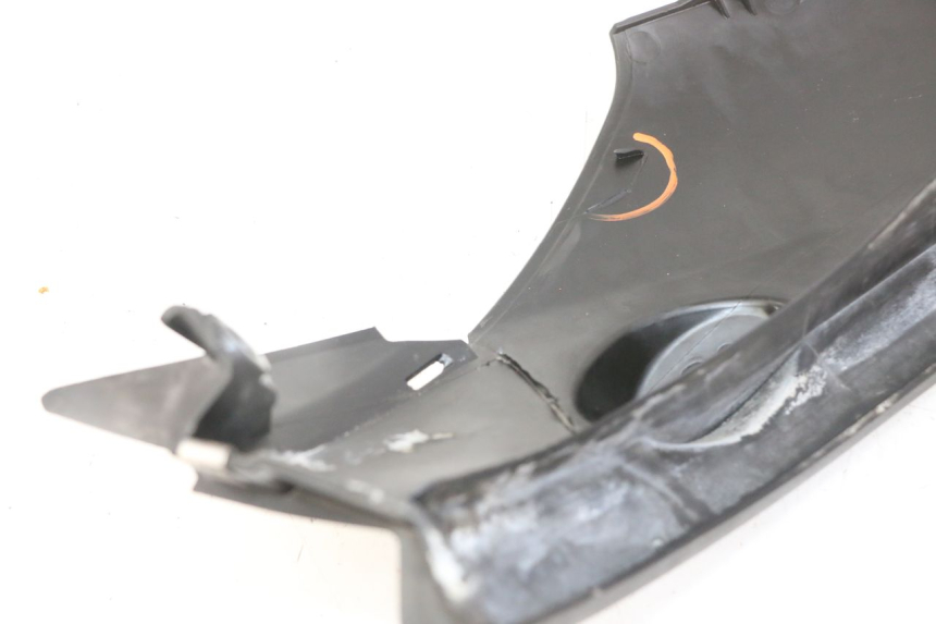 photo de UNTERBODEN HINTEN LINKS PIAGGIO MP3 LT 300 (2010 - 2016) - Detailansicht des Bauteils