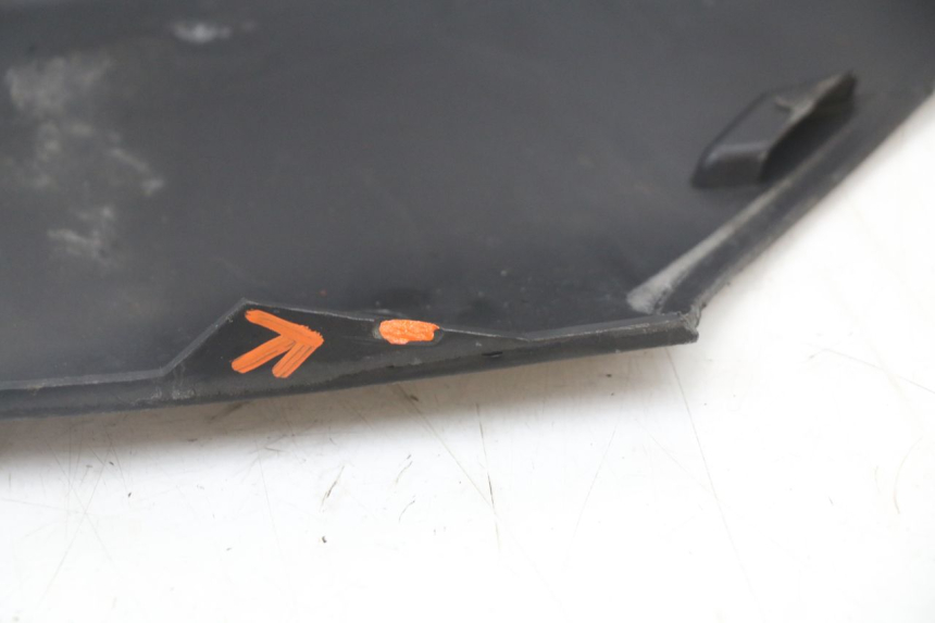 photo de UNTERBODEN HINTEN LINKS PIAGGIO MP3 125 (2006 - 2014) - Kennzeichnungen und Originalreferenzen