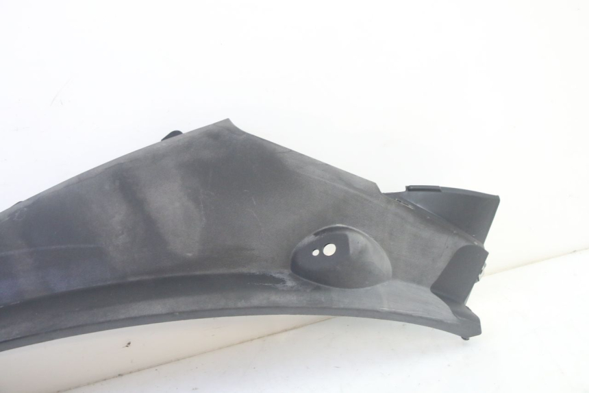 photo de UNTERBODEN HINTEN LINKS PIAGGIO MP3 RL 250 (2006 - 2010) - Zoom auf Gebrauchszustand