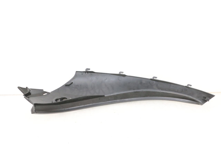 photo de UNTERBODEN HINTEN LINKS PIAGGIO MP3 RL 250 (2006 - 2010) - Zoom auf Gebrauchszustand