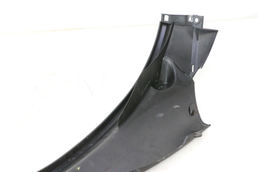 photo de UNTERBODEN HINTEN LINKS PIAGGIO MP3 500 (2011 - 2015) - Detailansicht des Bauteils