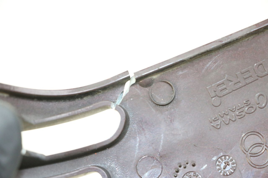 photo de UNTERBODEN HINTEN LINKS PIAGGIO VESPA LX IE 125 (2010 - 2012) - Zoom auf Gebrauchszustand