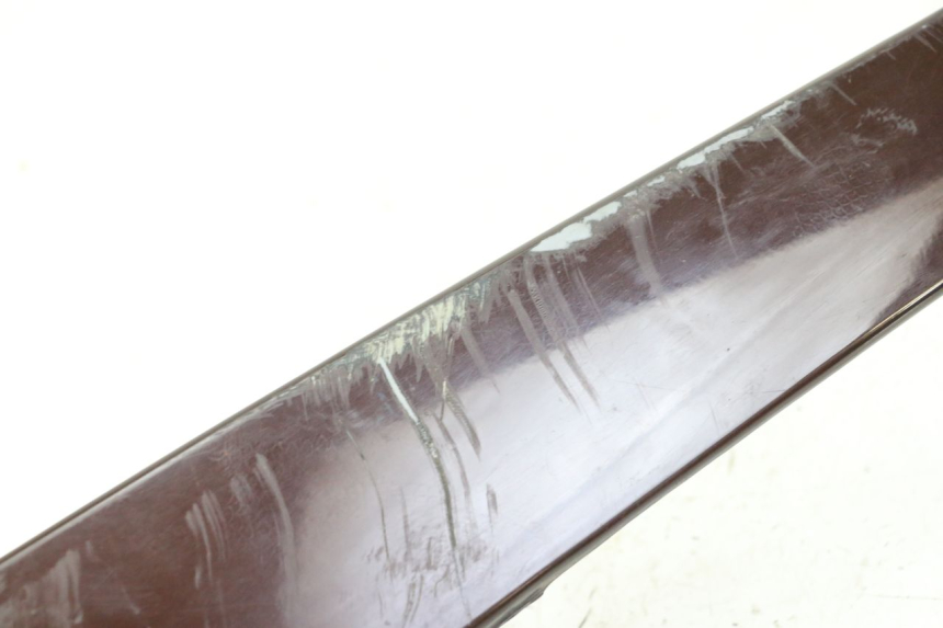 photo de UNTERBODEN HINTEN LINKS PIAGGIO VESPA LX IE 125 (2010 - 2012) - Oberflächenzustand und Material