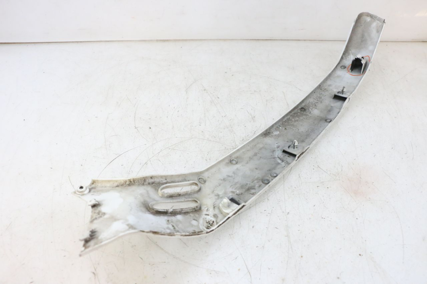 photo de UNTERBODEN HINTEN LINKS PIAGGIO VESPA GTS SUPER IE 125 (2009 - 2016) - Gesamtansicht des Produkts