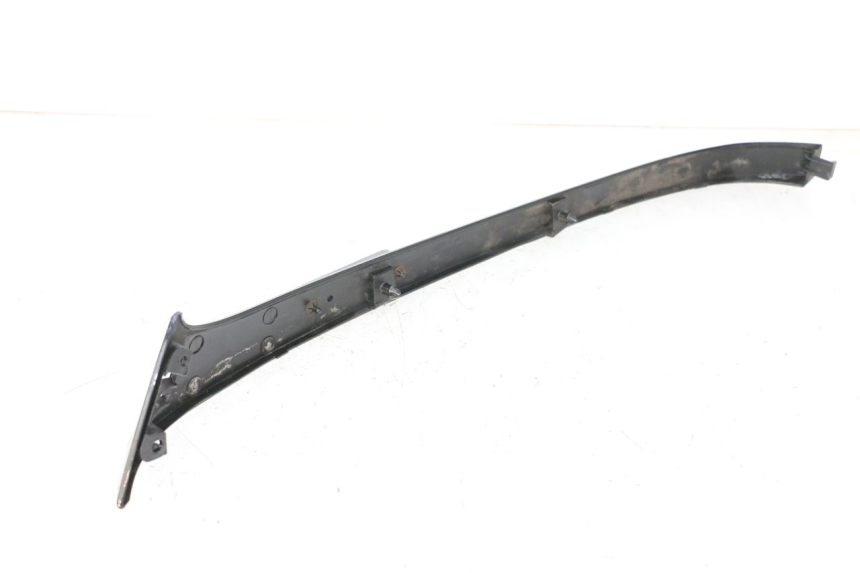 photo de LINKER HINTERER KOTFLüGEL LINKS PIAGGIO VESPA S 2T 50 (2007 - 2014) - Details der Befestigungspunkte