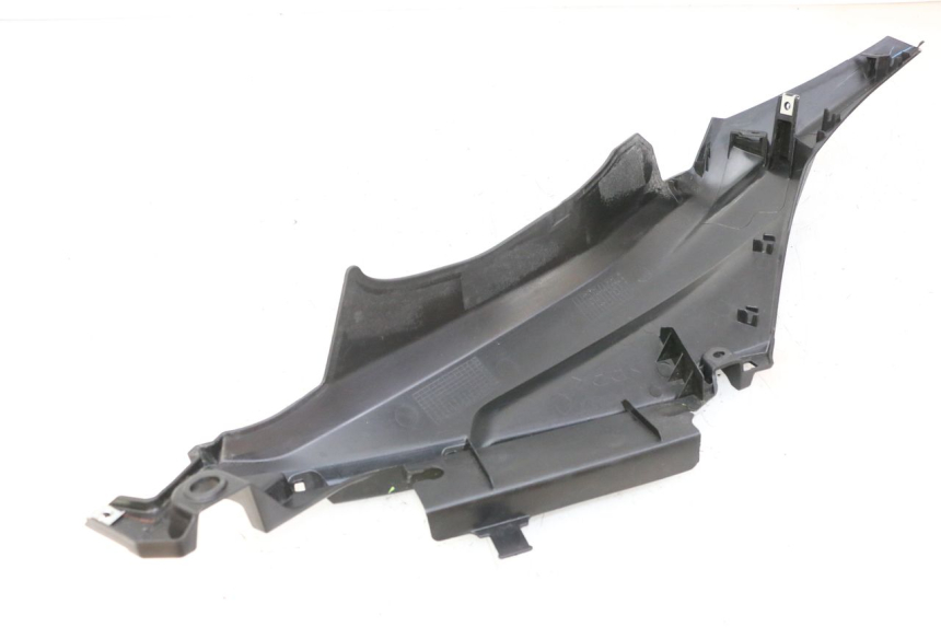 photo de UNTERBODEN HINTEN LINKS YAMAHA XMAX X-MAX 125 (2021 - 2025) - Alternative Perspektive