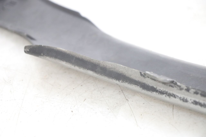 photo de LINKER HINTERER KOTFLüGEL LINKS PIAGGIO X9 125 (2000 - 2003) - Zoom auf Gebrauchszustand