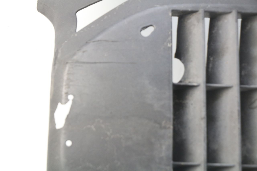 photo de UNTERBODEN APRILIA ATLANTIC 125 (2003 - 2009) - Details der Befestigungspunkte