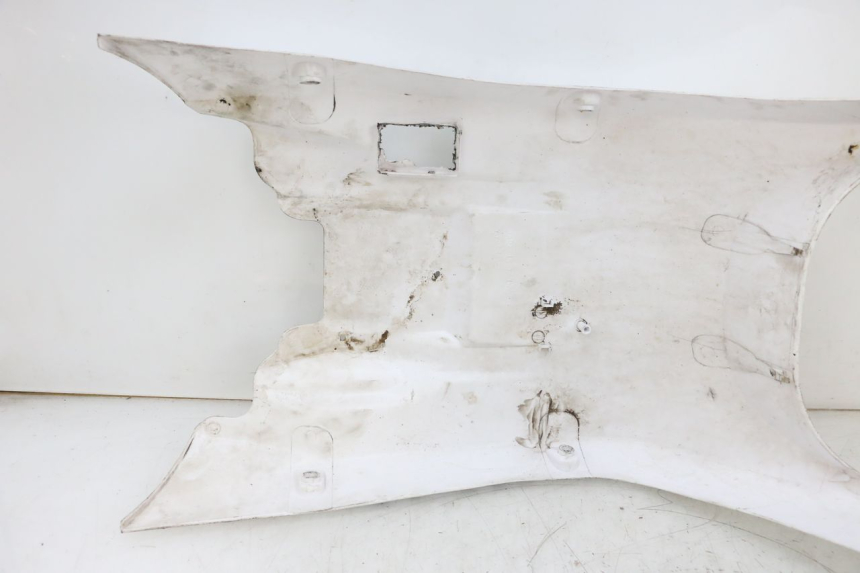 photo de UNTERBODEN MBK BOOSTER SPIRIT NAKED 50 (2004 - 2017) - Details der Befestigungspunkte