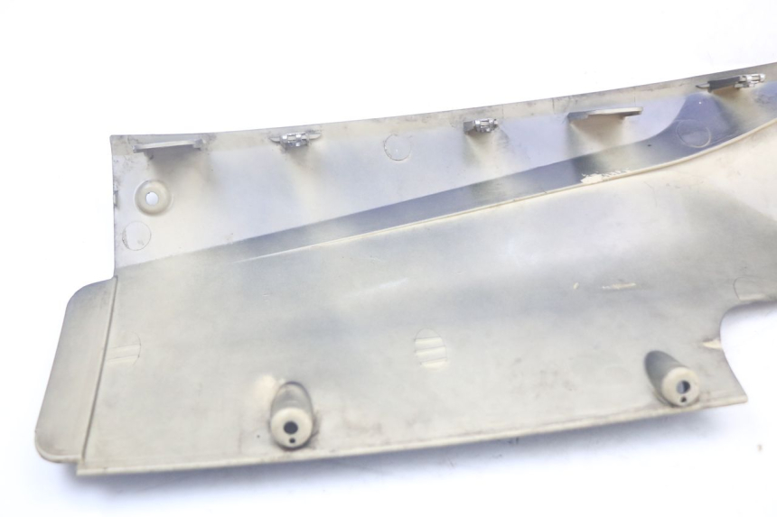 photo de RECHTER SEITENSCHWELLER QUADRO 3D S 350 (2013 - 2018) - Oberflächenzustand und Material