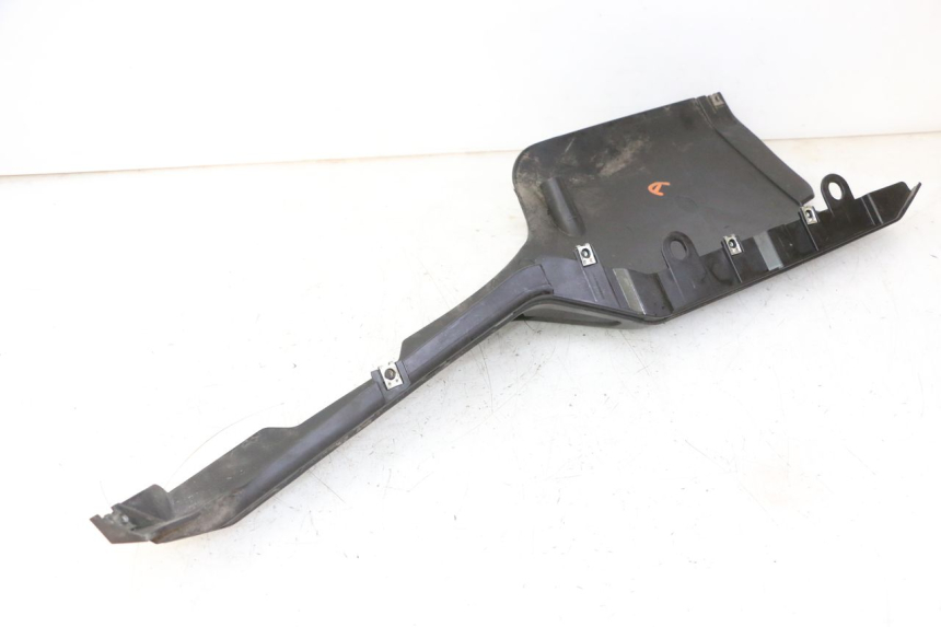 photo de UNTERBODEN RECHTS QUADRO 4 4D 350 (2015 - 2018) - Weitere Ansicht des Artikels