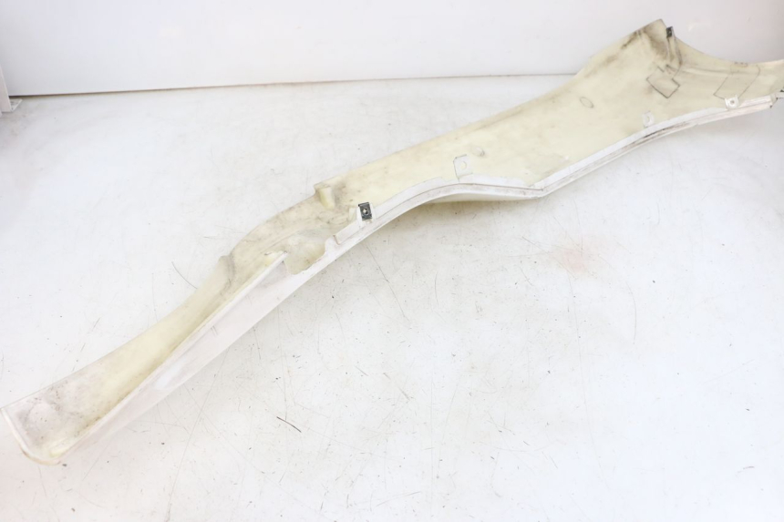 photo de RECHTER SEITENSCHWELLER JONWAY AZTRAL 125 (2008 - 2017) - Detailansicht des Bauteils