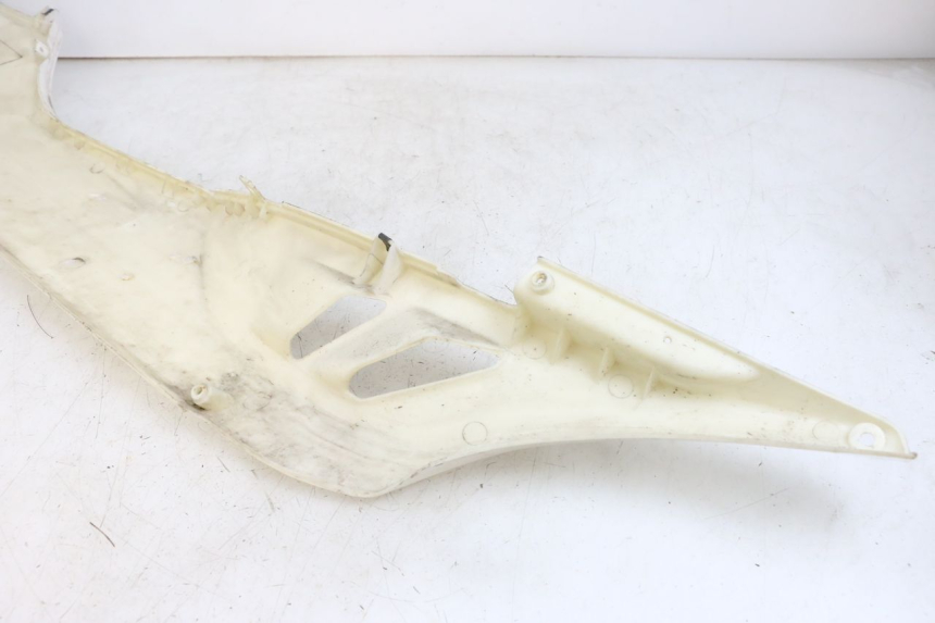 photo de RECHTER SEITENSCHWELLER JONWAY AZTRAL 125 (2008 - 2017) - Zoom auf Gebrauchszustand