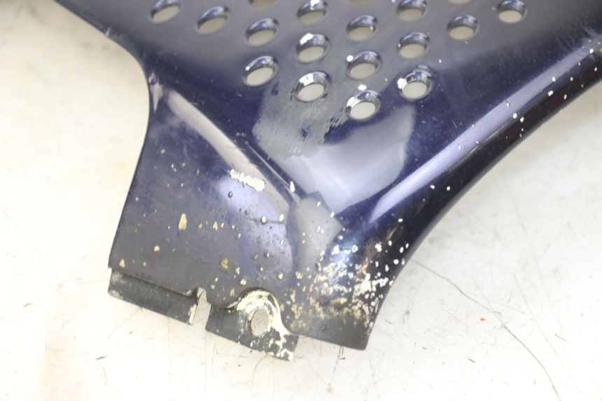 photo de UNTERBODEN RECHTS HONDA CBR RR FIREBLADE 900 (1992 - 1994) - Kennzeichnungen und Originalreferenzen