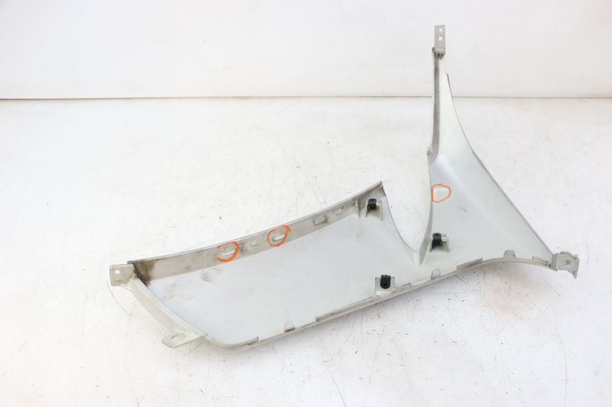 photo de RECHTER SEITENSCHWELLER PEUGEOT CITYSTAR 50 (2013 - 2017) - Technische Nahaufnahme