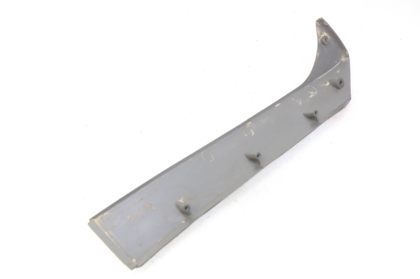 photo de RECHTER SEITENSCHWELLER SUZUKI CP 80 (1985 - 1996) - Zoom auf Gebrauchszustand