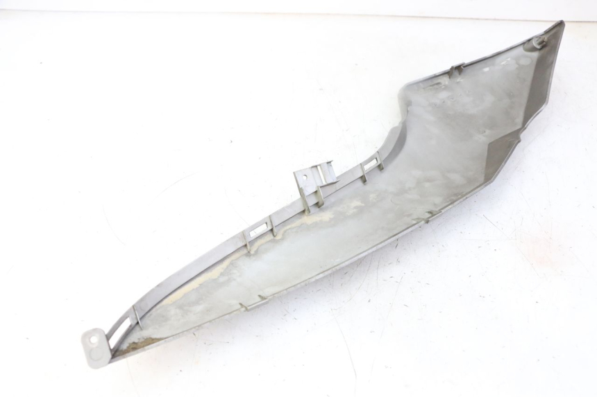 photo de RECHTER SEITENSCHWELLER KYMCO DINK STREET 125 (2009 - 2014) - Details der Befestigungspunkte