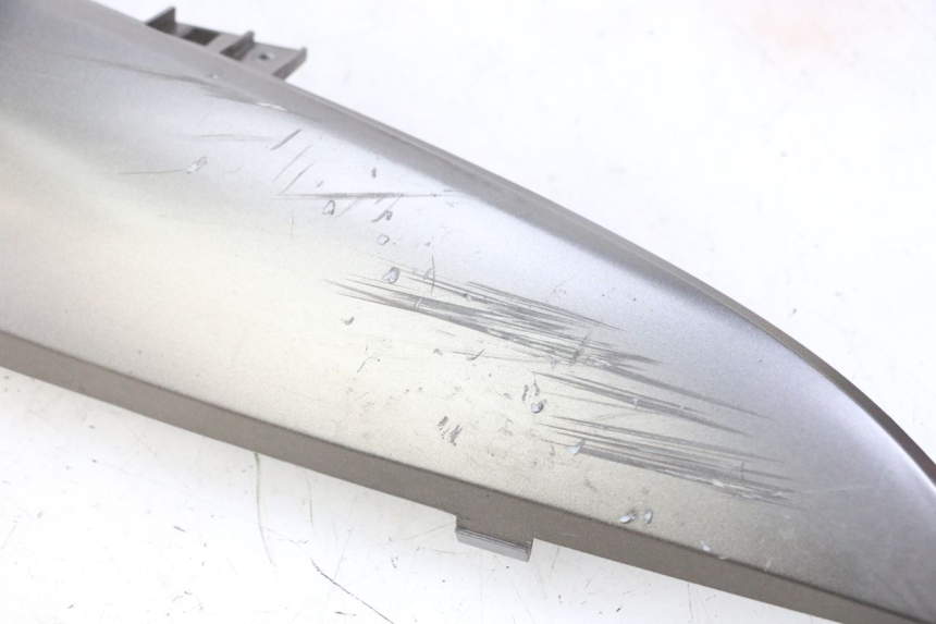 photo de RECHTER SEITENSCHWELLER KYMCO DINK STREET 125 (2009 - 2014) - Kennzeichnungen und Originalreferenzen