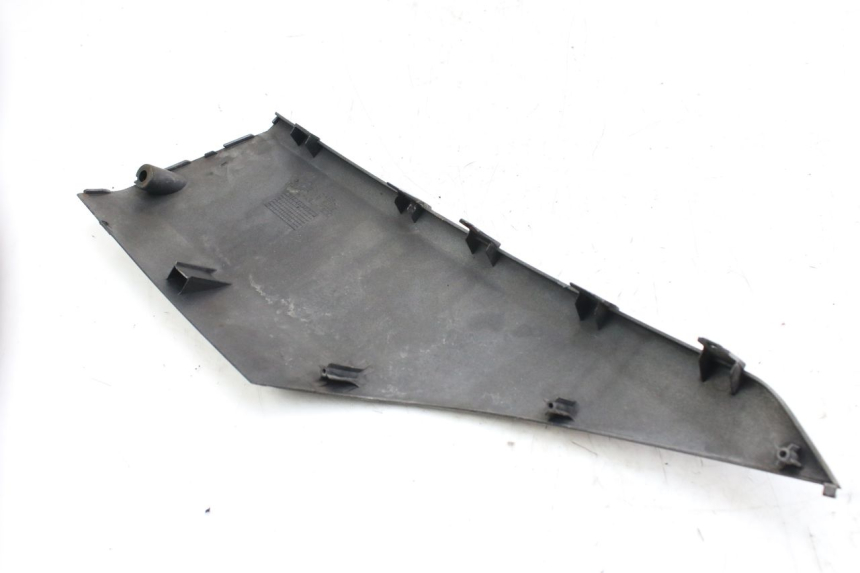 photo de RECHTER SEITENSCHWELLER HONDA FES S-WING SWING ABS 125 (2007 - 2015) - Detailansicht des Bauteils