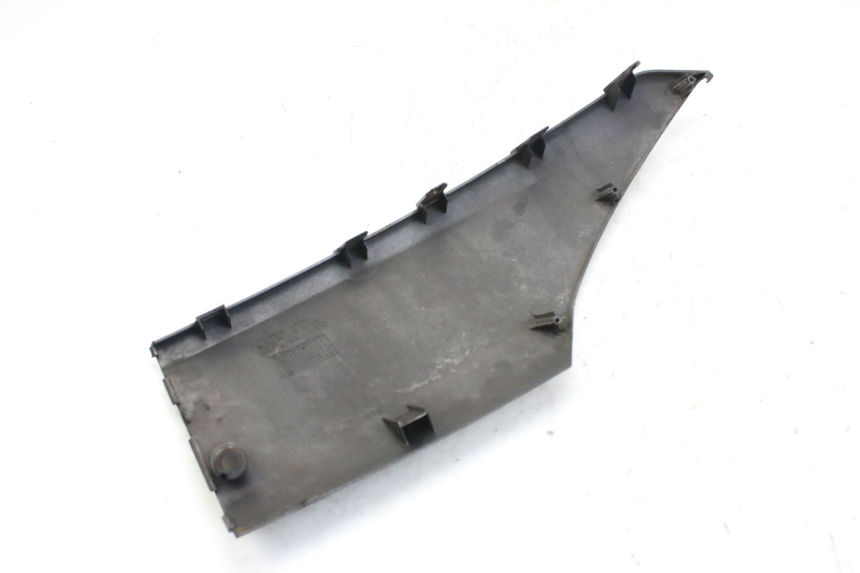 photo de RECHTER SEITENSCHWELLER HONDA FES S-WING SWING ABS 125 (2007 - 2015) - Zoom auf Gebrauchszustand