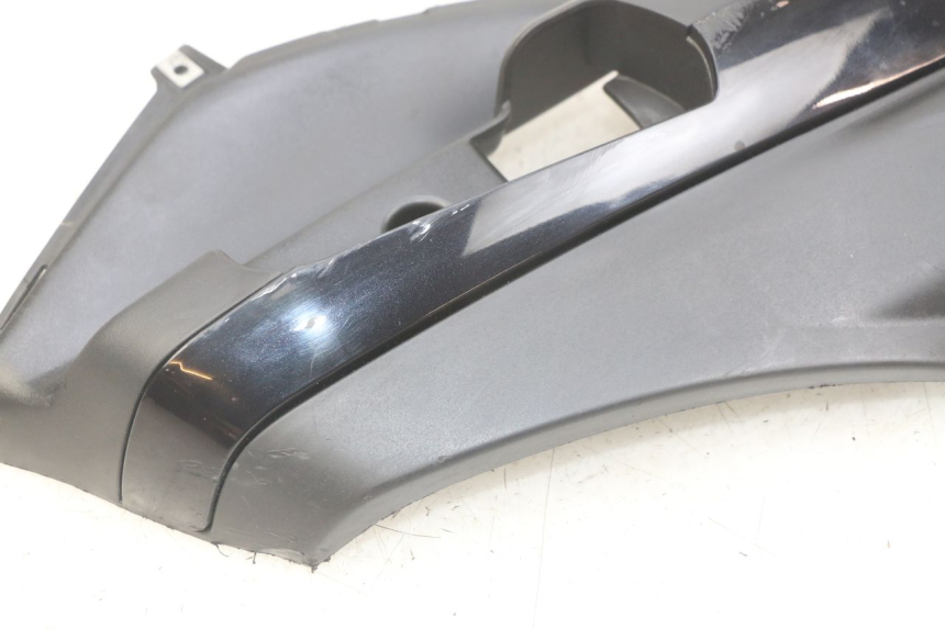 photo de RECHTER SEITENSCHWELLER PIAGGIO FLY 4T 50 (2013 - 2017) - Zoom auf Gebrauchszustand