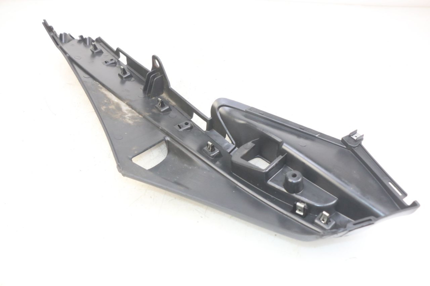 photo de RECHTER SEITENSCHWELLER PIAGGIO FLY 4T 50 (2013 - 2017) - Gesamtansicht des Produkts